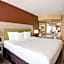 Comfort Inn & Suites St. Paul Northeast