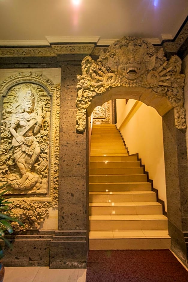 Ari Putri Hotel