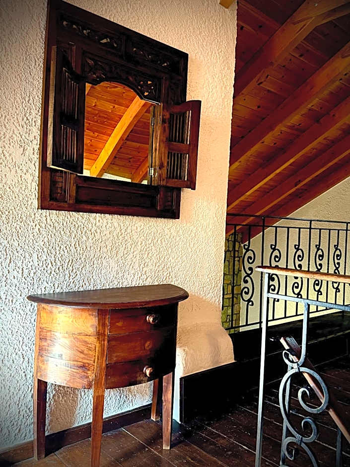 Muntenia Inn Apartments and Suites