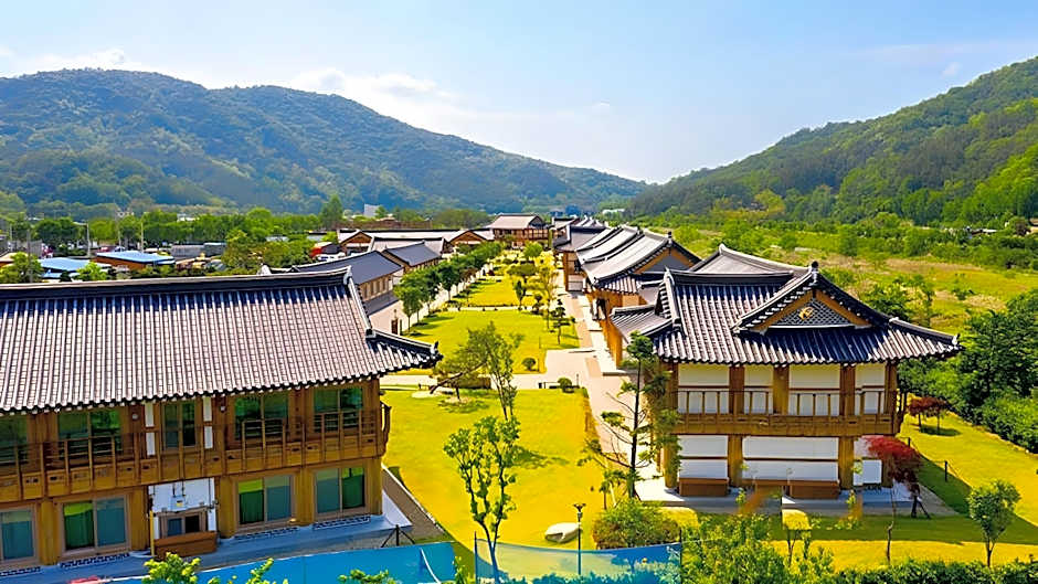 Wangyijimil Hanok Hotel