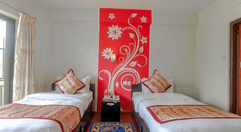 Hotel Peace Plaza