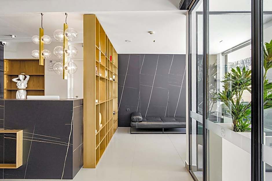 DOM Boutique Hotel