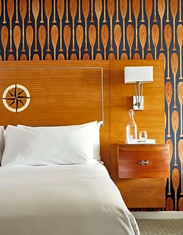 1 King Bed with Water View and Balcony