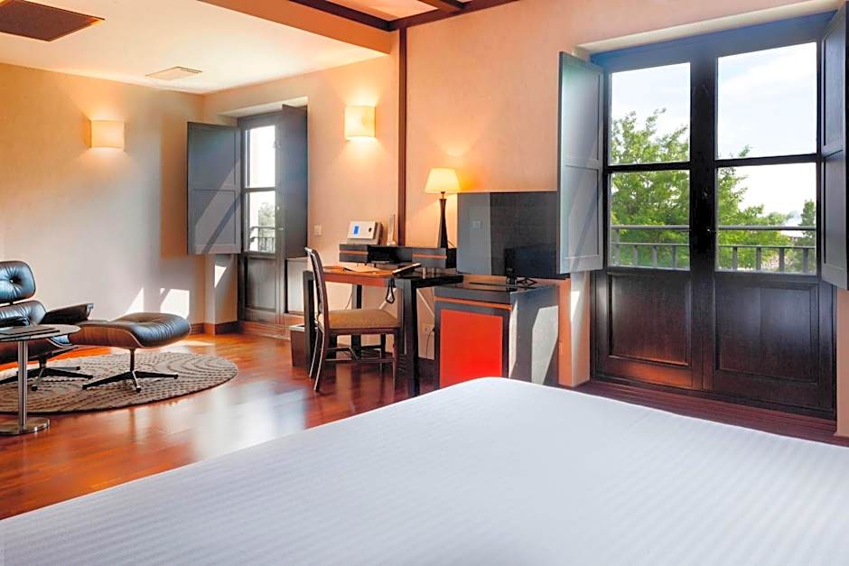 AC Hotel by Marriott Palacio de Santa Ana