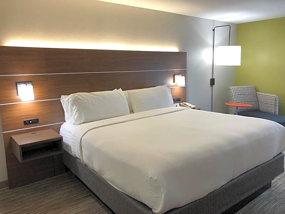 Holiday Inn Express Atlanta-Stone Mountain By IHG