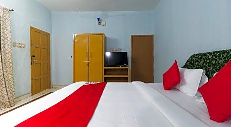 Hotel O Sandhra Apartments