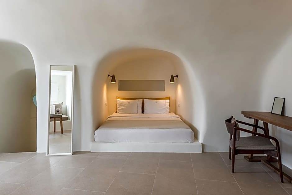 Art Maisons Oia Castle