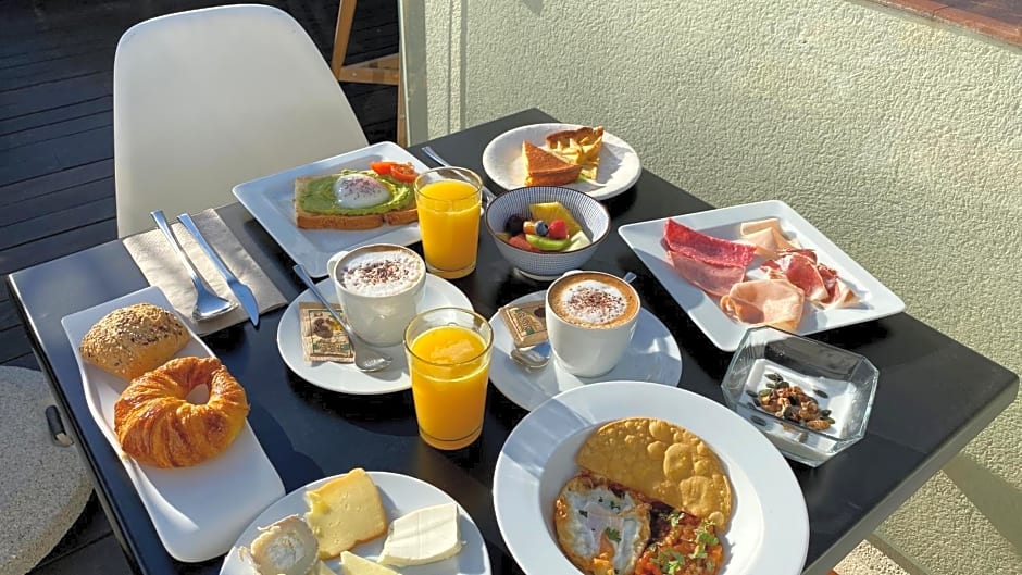 ICON Casona 1900 by Petit Palace