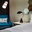 Le Meridien Boston Cambridge