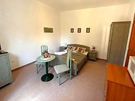 Quadruple Room with Terrace