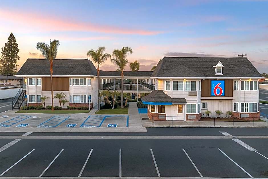 Motel 6-Westminster, CA - North