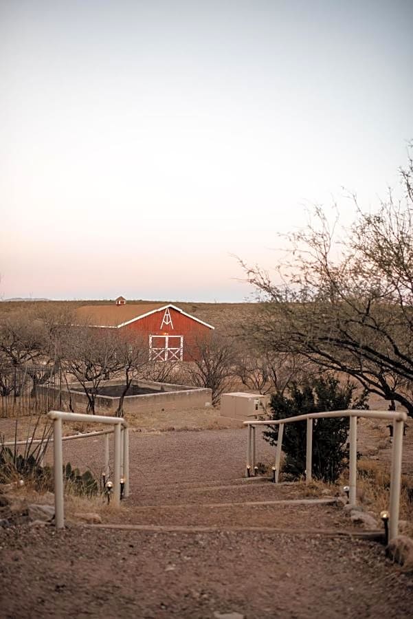 Tombstone Monument Guest Ranch