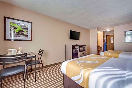 Queen Room with Two Queen Beds - Non-Smoking