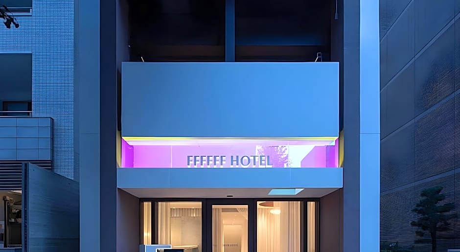 FFFFFF Hotel