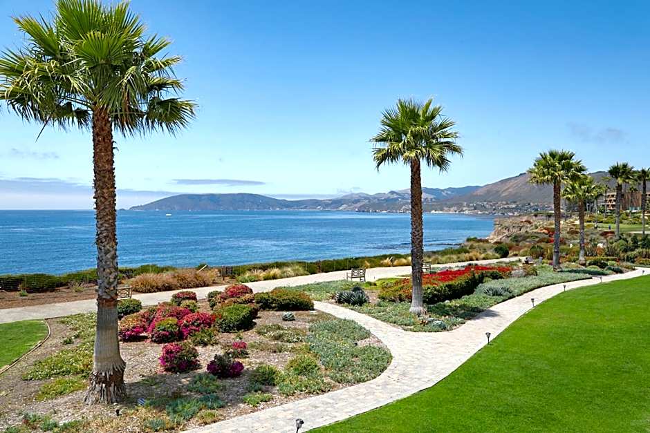Photo 1 of 35 of Spyglass Inn