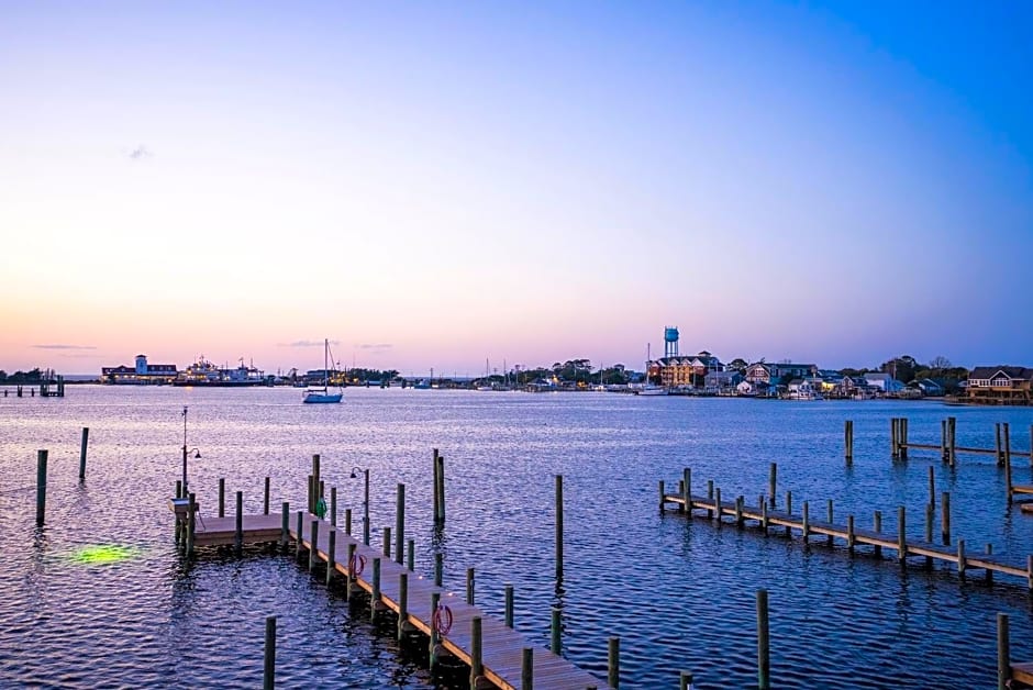 The Ocracoke Harbor Inn