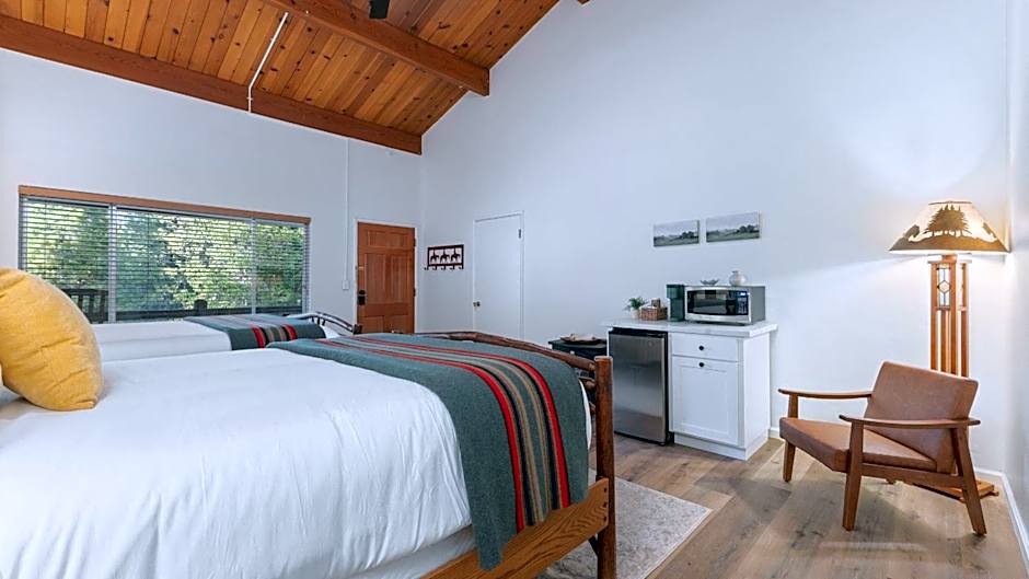 Suite Meadow @CN Lodge# 7