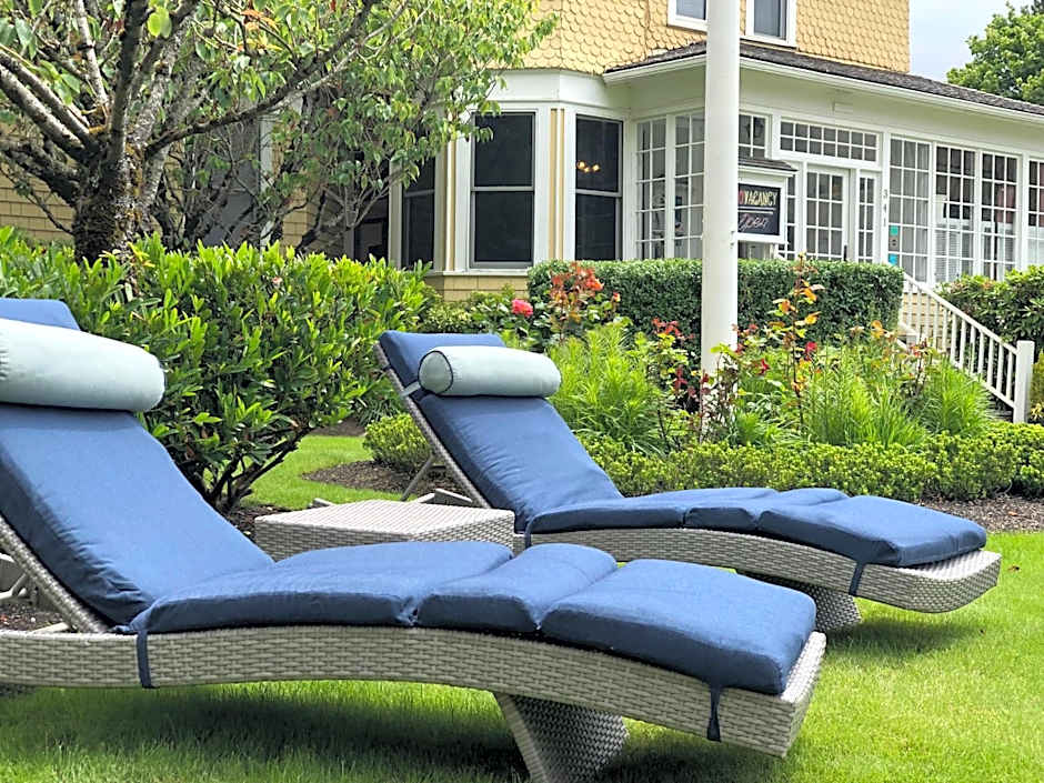 Gilbert Inn Seaside