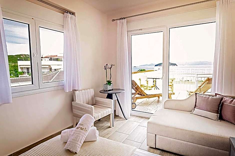 Vournelis Beach Hotel and Spa