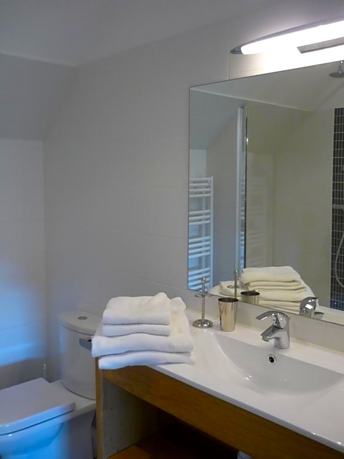 Les Deux Moiselles - Le Cheyssignaguet