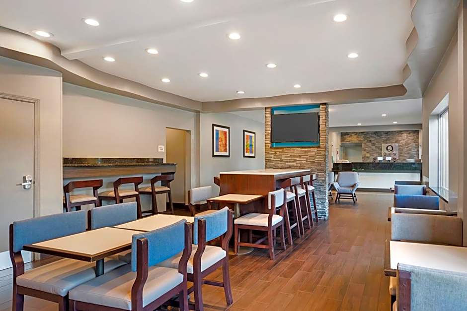 Quality Inn & Suites Birmingham - Highway 280
