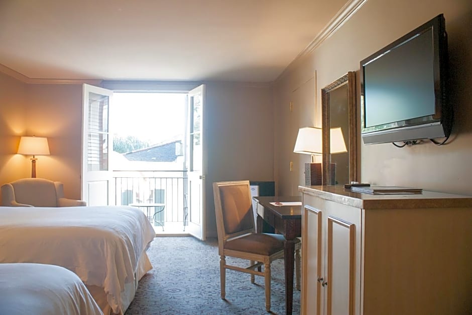 Dauphine Orleans Hotel