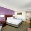 La Quinta Inn & Suites by Wyndham Cookeville