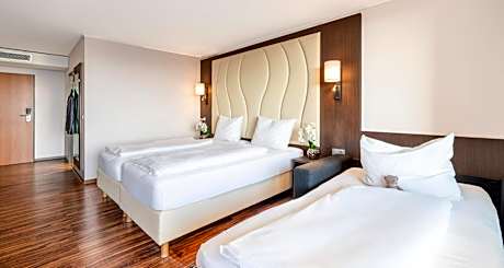 Quadruple Room with Balcony