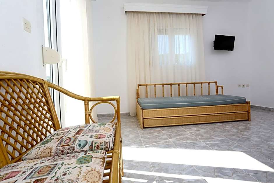 Photo 1 of 12 of 1 Bedroom Apartment