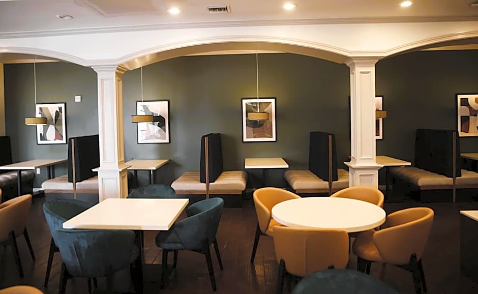 Wyndham Lake Charles