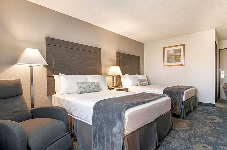 American Inn & Suites Metro Airport