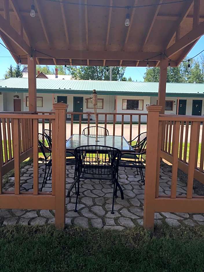 Dakota Cowboy Inn
