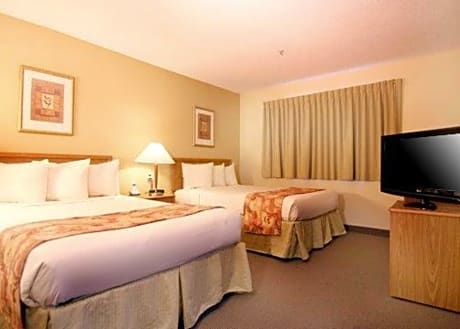 2 Double Beds, Suite, Nonsmoking