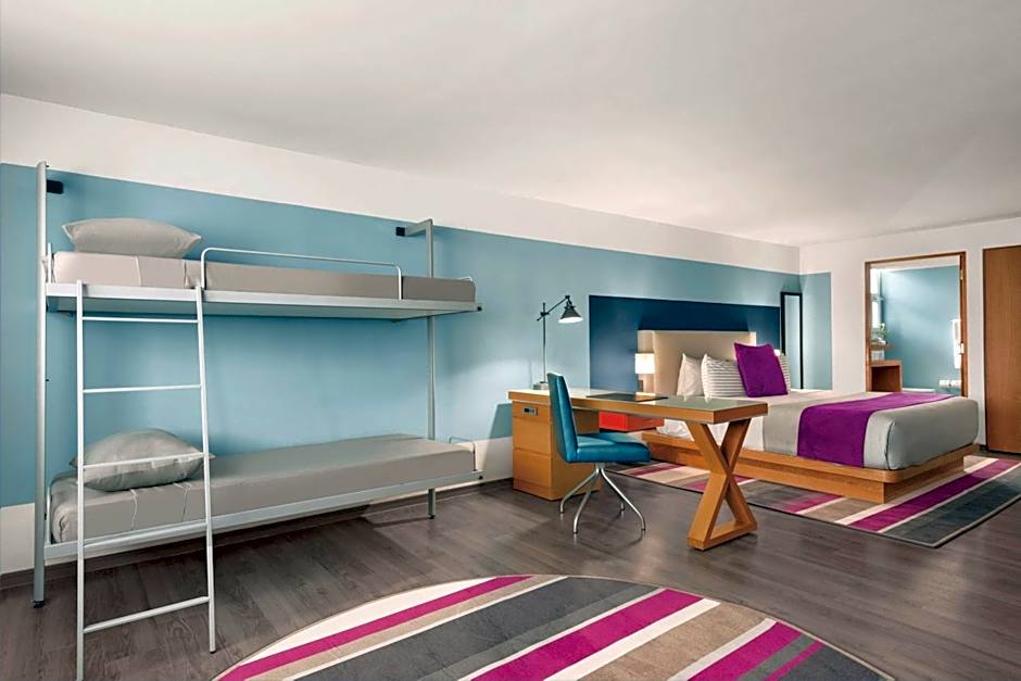 TRYP by Wyndham Isla Verde