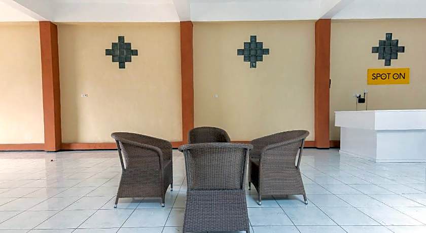 Hotel O Safira Family Residence Syariah