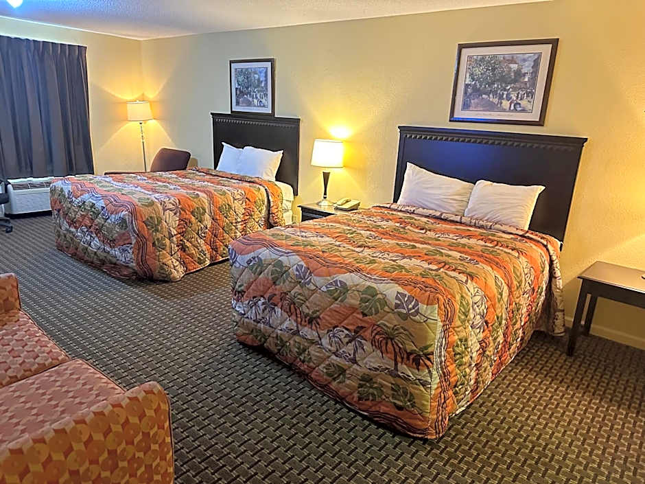 Royal Inn - Anniston