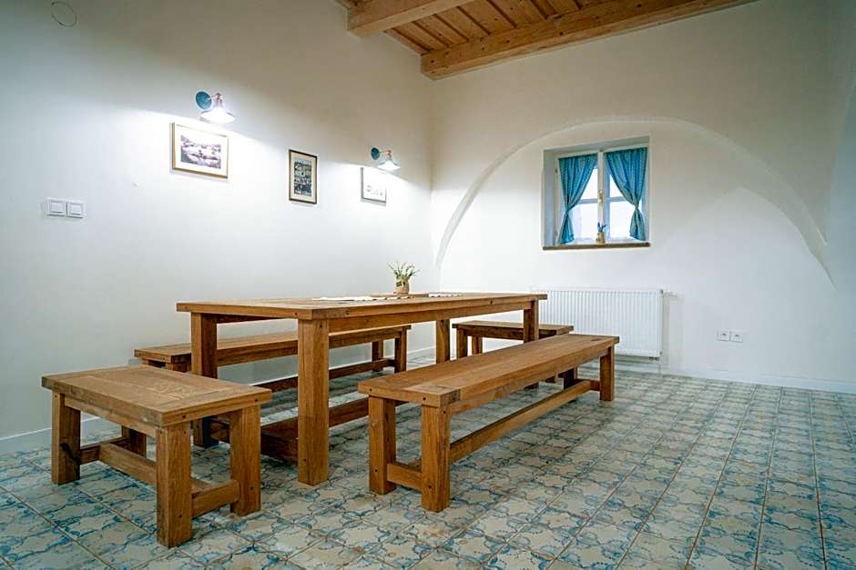 HoStel Cosmopolitan*