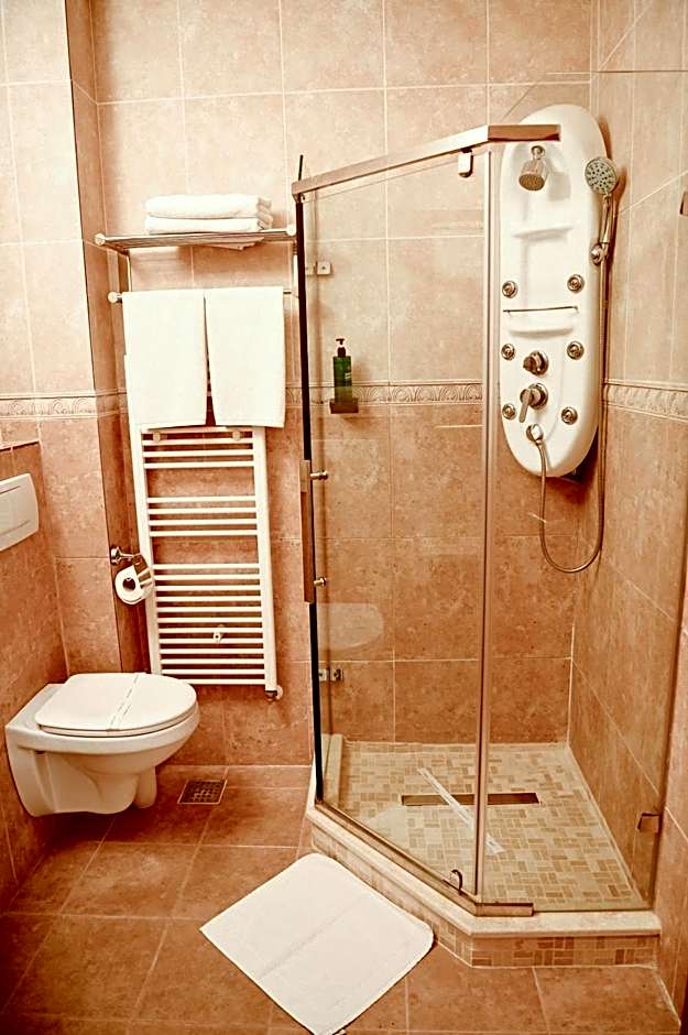 Hotel La Castel Iasi