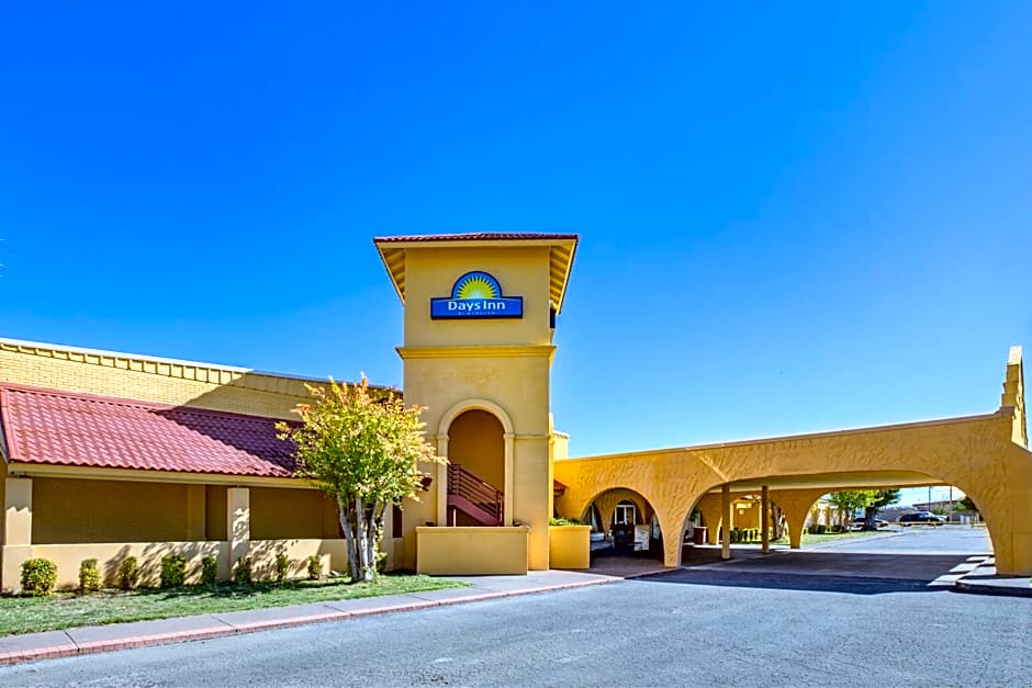 Days Inn by Wyndham Del Rio