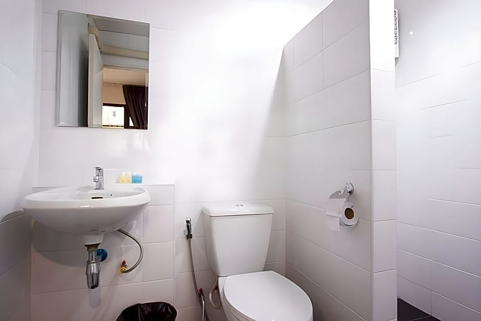 BAAN PAKNAM BUDGET HOTEL