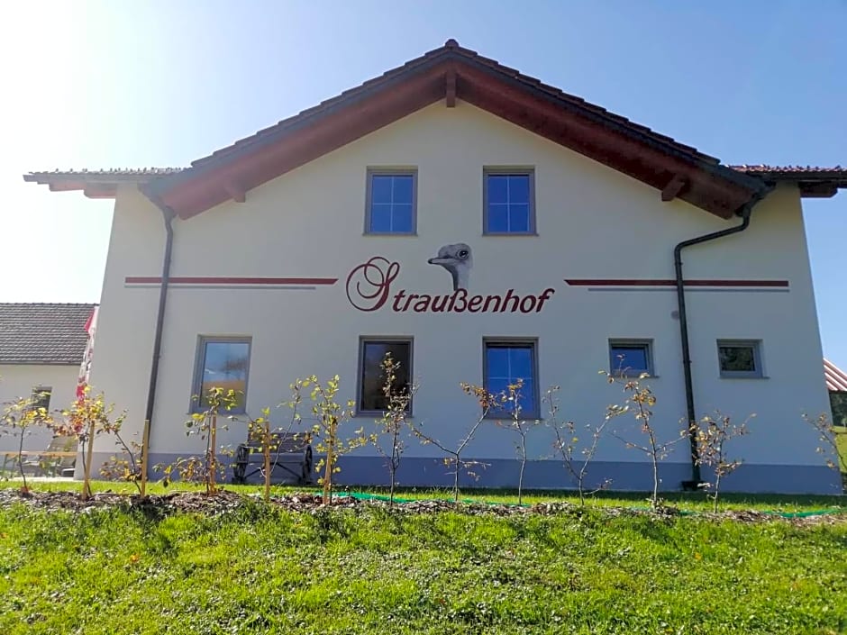 Straußenhof Halmer