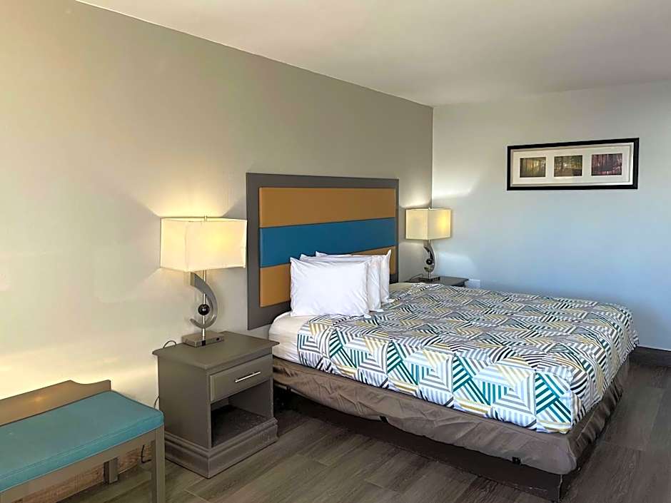 Motel 6 Greenville, NC ECU Medical Center