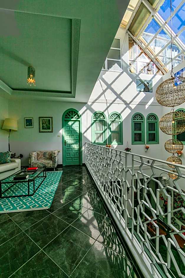 Ryad A&B Sarai
