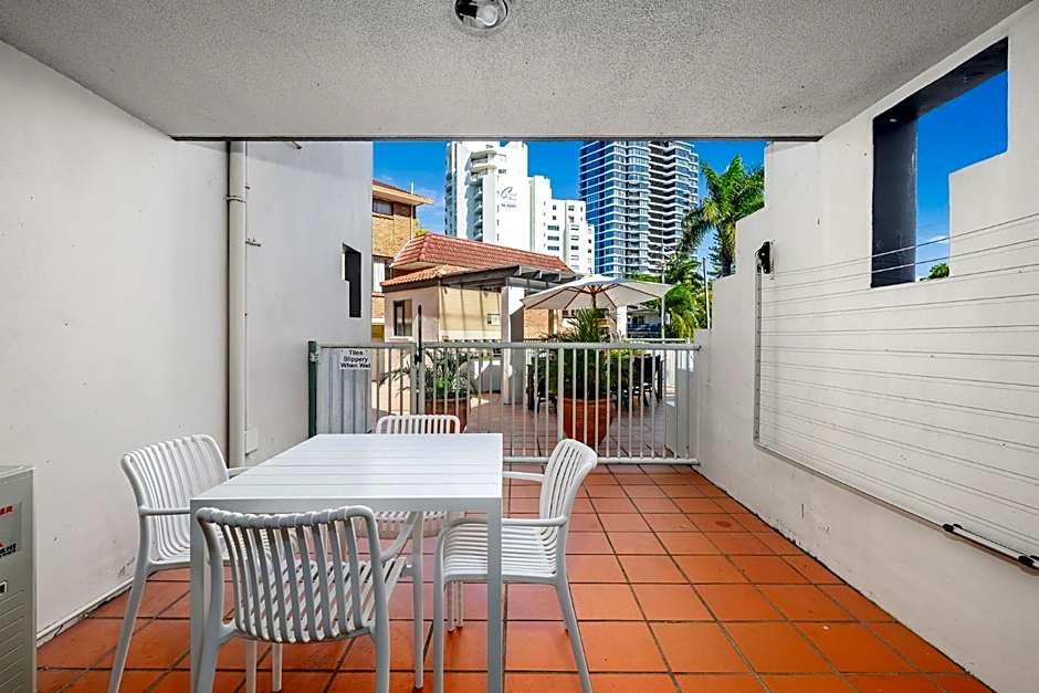 Santa Fe by the Broadwater