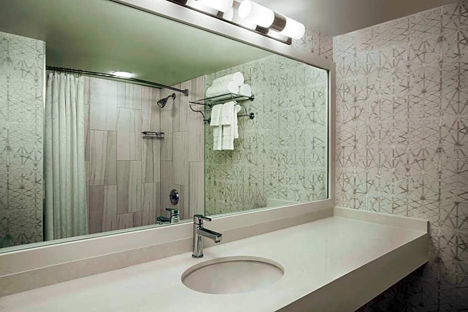 Sheraton Suites Philadelphia Airport