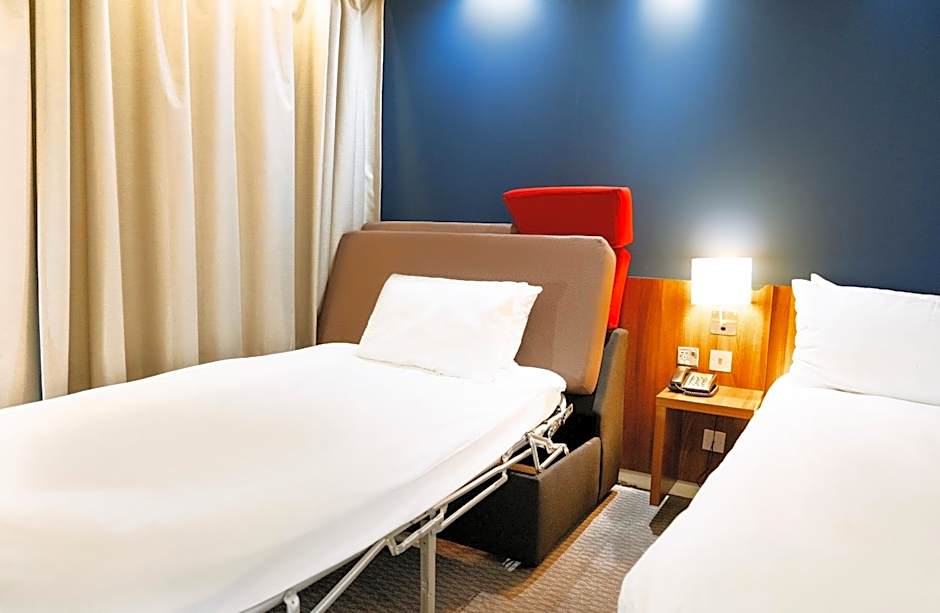 Holiday Inn Express Harlow By IHG