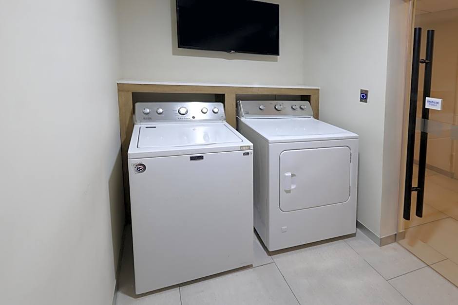 Holiday Inn Express Monterrey Galerias-San Jeronimo By IHG