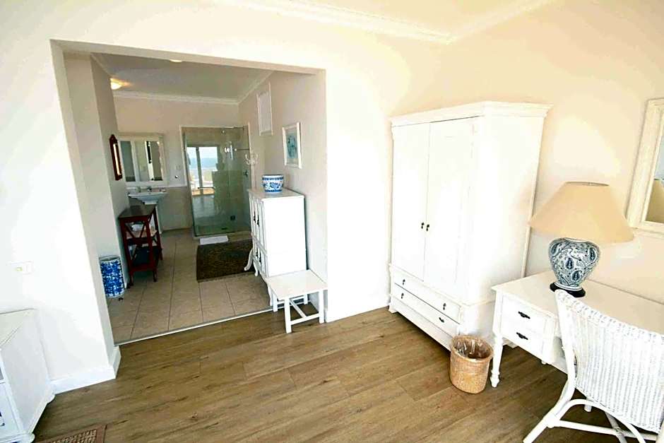 Fairlight Beach House