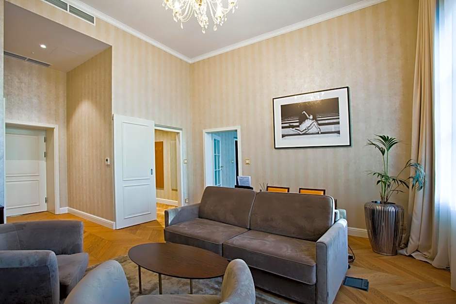Incanto Old Town Boutique