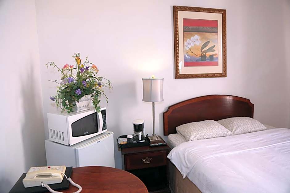 Nash Hotel